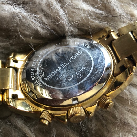 Gold Michael Kors Watch - Picture 5 of 6